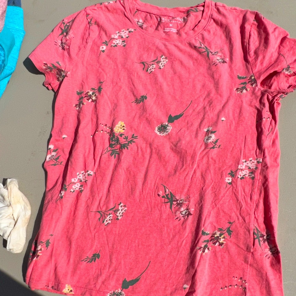 Lucky Brand T-Shirt